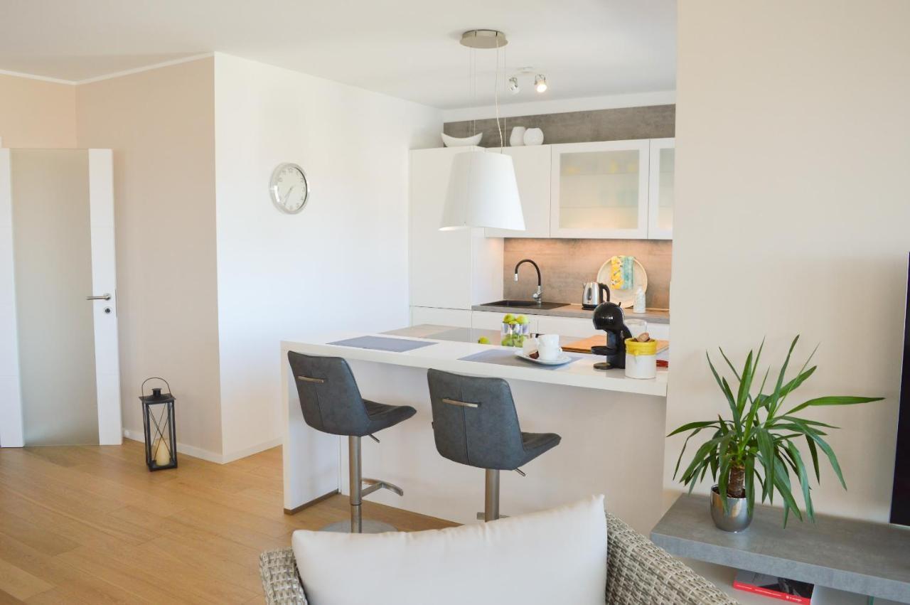 Rova Apartment Malinska Exteriör bild